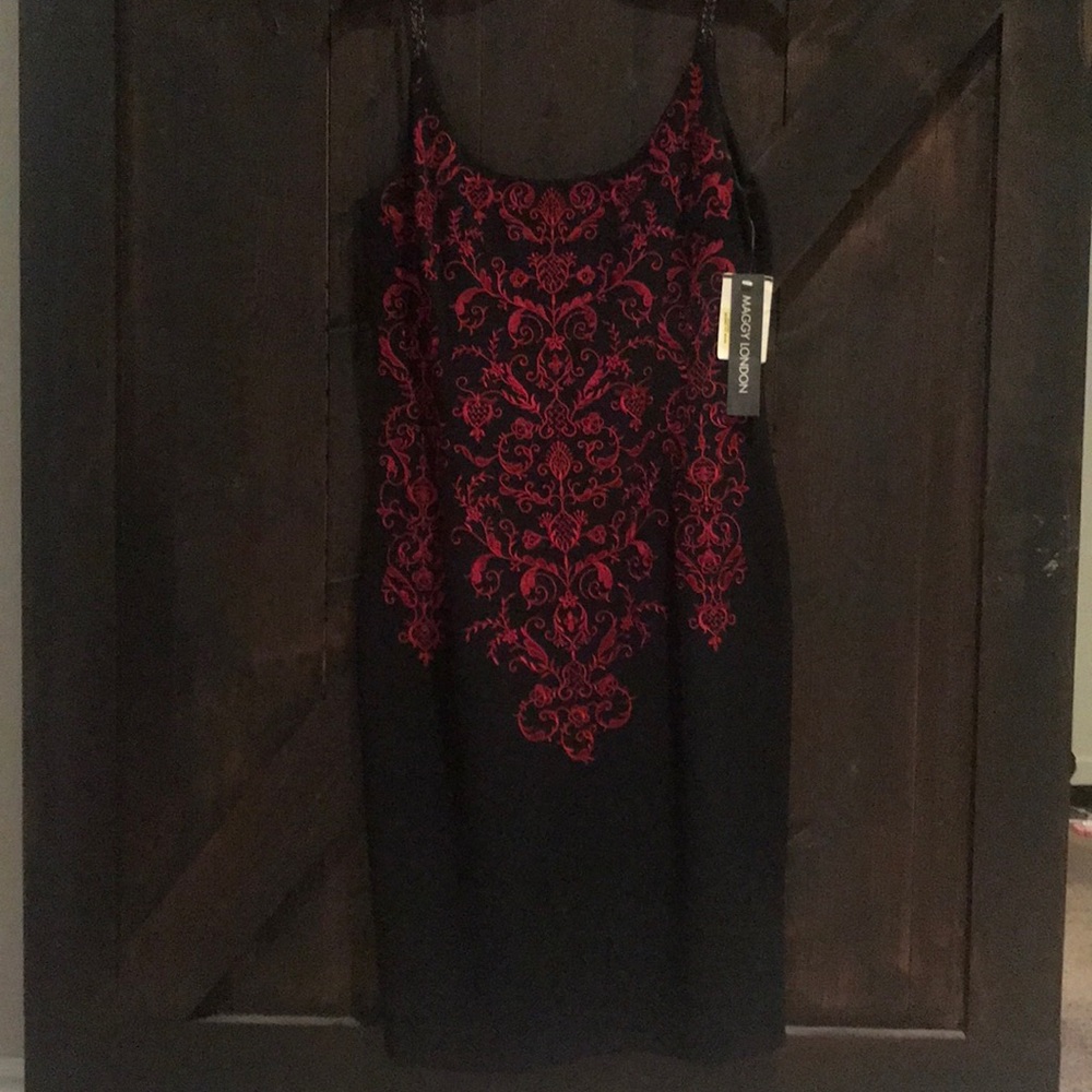 Beautiful holiday dress!